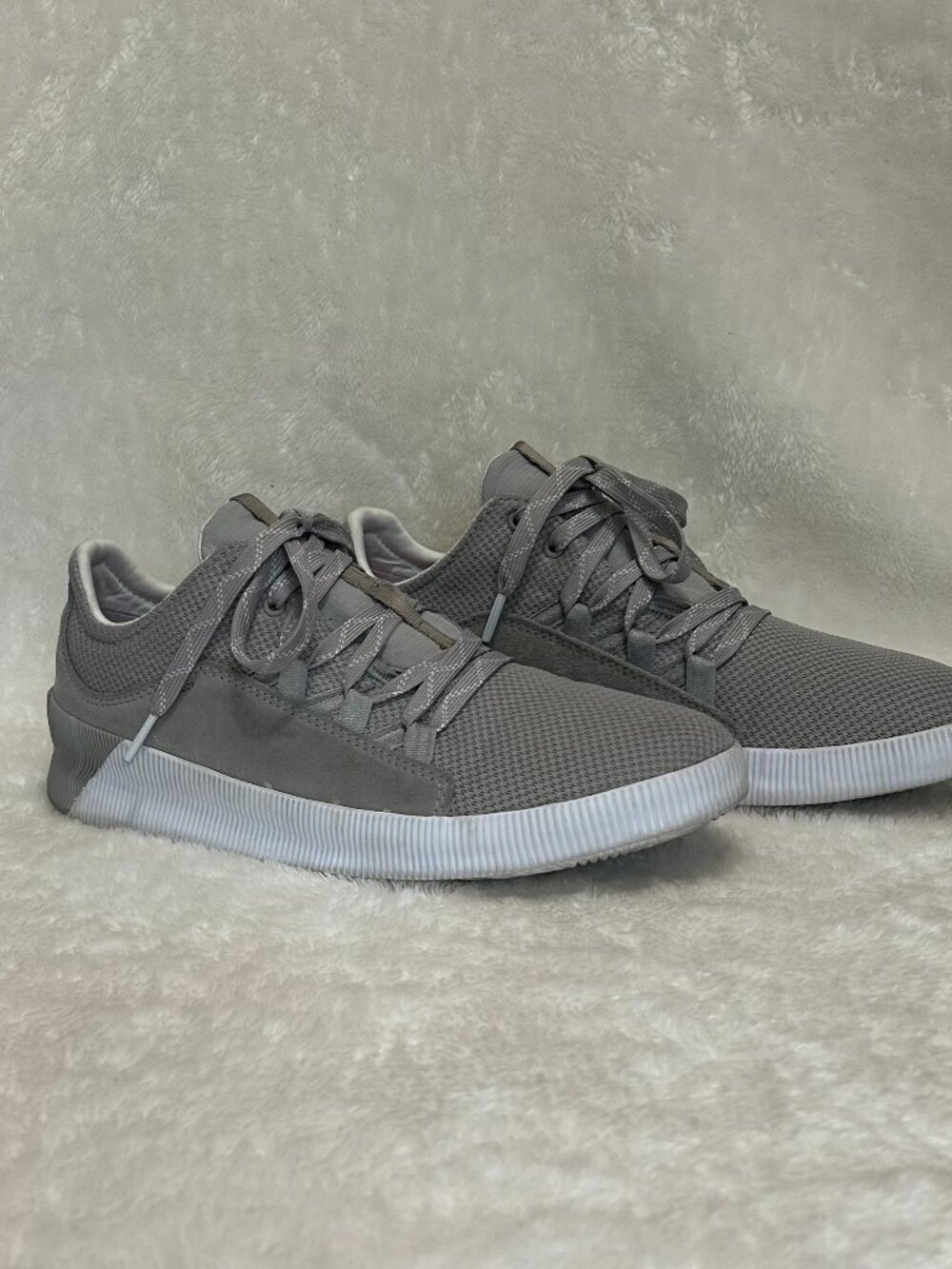 Sorel Out 'N About Plus Waterproof Gray Sneakers (Women's 8.5)